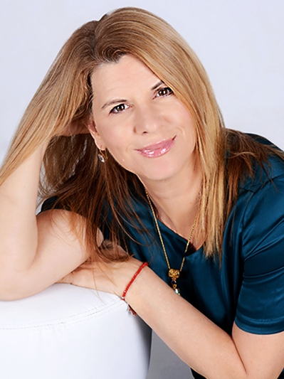 Julie Steelman host on transformation talk radio