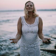 Love Living Radio with Emily Perkins - Ignite Your Whole Being!: Noble Men: What's Next for You and Me