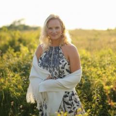 Love Living Radio with Emily Perkins - Ignite Your Whole Being!: "You're Gonna Have to Face it, You're Addicted to Love"