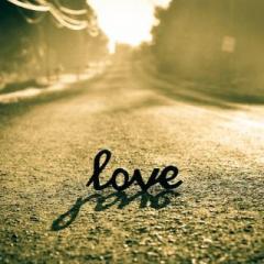 Love Seeker Radio with Coach Heather Lynn: Finding Love for Your Authentic Self: How to Live in a Way That Attracts Love