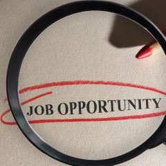 Transformation and Change Radio with Dr. Kathy Obear: Choose Courage ~ Speak Your Truth ~ Live On Purpose: Revising Hiring Practices with an Anti-Racism Lens with Dr. Amoaba Gooden, VP of Division of Diversity, Kent State University