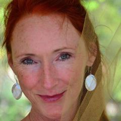 Vibrant Powerful Moms with Debbie Pokornik - Helping Everyday Women Create Extraordinary Lives!: What Every Parent Needs to Know About EMF's and Frequency with Angelia LaRue