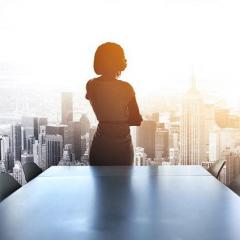 iShft Happens with Leah & Cari: Discover the Leader Within: 2. Leadership: The Game-Changer in Crisis&mdash;Why Now is the Time to Step Up
